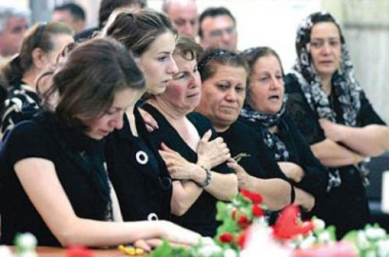  قس ابرشية بغداد: داعش ذبح اطفالا مسيحيين رفضوا اعتناق الاسلام صورة رقم 12