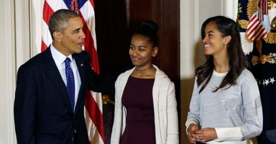 هكذا يتصرف اوباما في بيته وهكذا تستقبله عائلته عند عودته من العمل صورة رقم 4