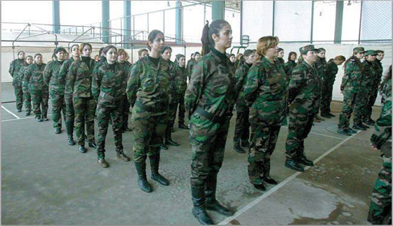 ضابطة سورية تتحدى البغدادي وخيرة مقاتليه في منازلة مباشرة  صورة رقم 1