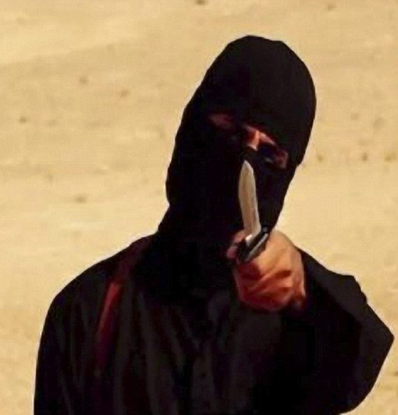 ذباح داعش وقاتل الرهائن الاجانب ينشر صورا جديدة له على تويتر صورة رقم 4