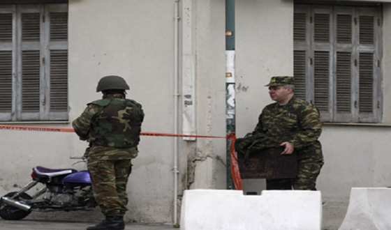 اطلاق نار على سفارة اسرائيل بأثينا دون وقوع اصابات صورة رقم 2