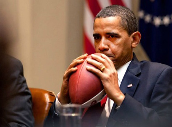 بالصور.. اوباما يبدأ نهاره بمتابعة اخبار الرياضة وممارستها صورة رقم 4