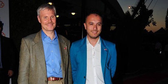 القنصل الامريكي في اسطنبول يعلن زواجه من شاب تركي صورة رقم 5