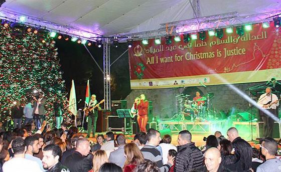 صور فلسطين في احتفالات عيد الميلاد: انوار واشجار وزينة الميلاد صورة رقم 4