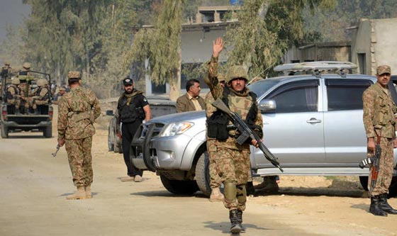 عناصر من طالبان يهاجمون مدرسة ويقتلون 104 طلاب صورة رقم 6