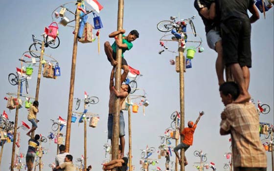 شاهد ابرز أحداث العام 2014 في صور.. الجزء الثالث صورة رقم 16