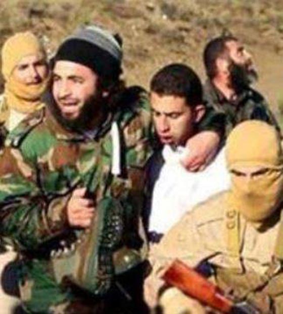  داعش ينشر مقابلة مع الطيار الاردني بلباس الاعدام وعليه آثار ضرب صورة رقم 6