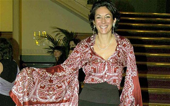 بالصور.. تفاصيل فضيحة الأمير أندرو النوعية مع قاصر صورة رقم 15 بالصور.. تفاصيل فضيحة الأمير أندرو النوعية مع قاصر صورة رقم 15