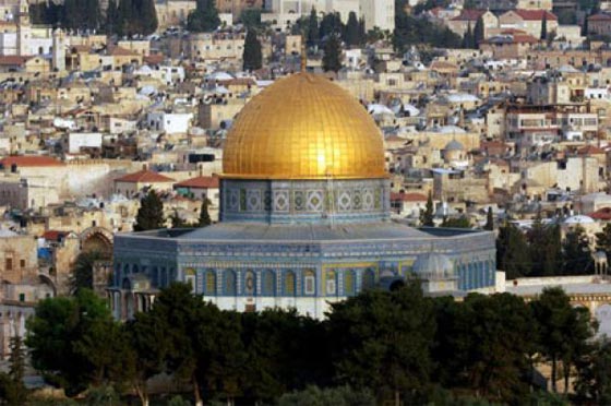 تل ابيب: مهاجر اميريكي يحاول تفجير قبة الصخرة بصاروخ صورة رقم 2