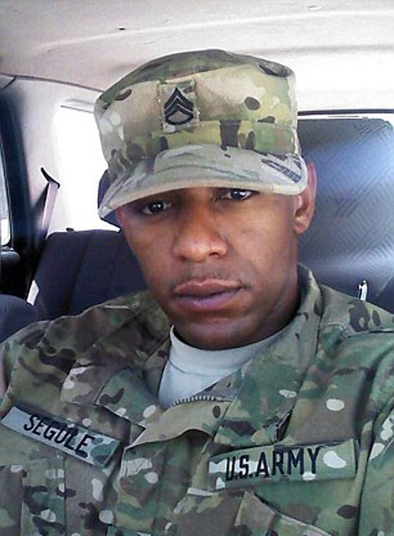 لحظة رومانسية بين شاب وزوجته.. تتحول الى لحظة مفجعة صورة رقم 2 لحظة رومانسية بين شاب وزوجته.. تتحول الى لحظة مفجعة صورة رقم 2