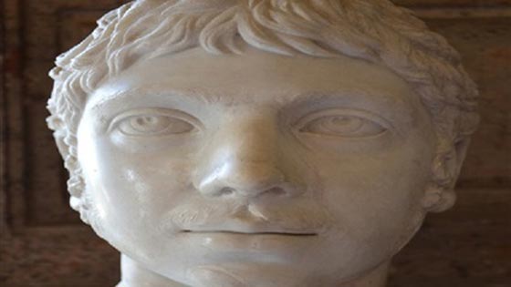 بالصور.. اسوأ 10 أطفال حكموا بلدانا وأوصلوها الى الحضيض صورة رقم 3