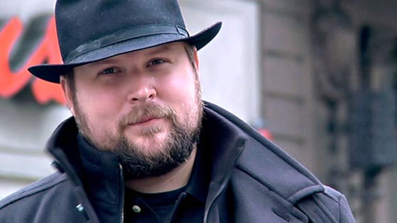 بالصور.. 10 أشخاص حقق لهم الانترنت ثروات هائلة من لا شيء صورة رقم 7