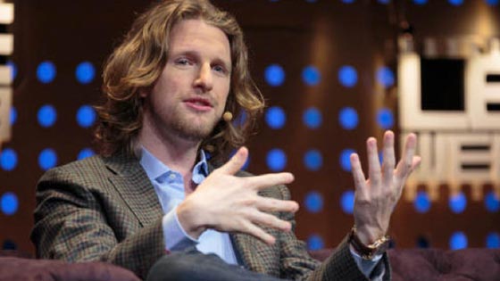 بالصور.. 10 أشخاص حقق لهم الانترنت ثروات هائلة من لا شيء صورة رقم 8