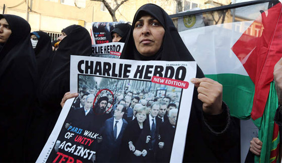  شارلي ايبدو تسيء للنبي مجددا ومظاهرات في ايران وغزة واندونيسيا صورة رقم 1