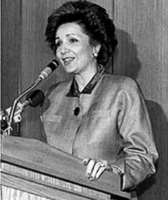 في مقابلة فريدة معها.. سوزان مبارك تكشف عن خفايا سرية في شخصيتها صورة رقم 1