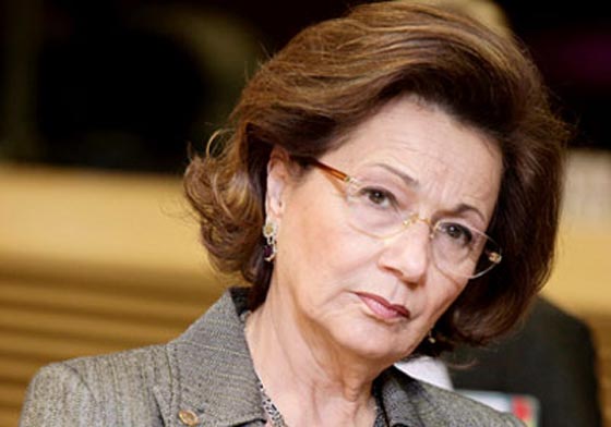 في مقابلة فريدة معها.. سوزان مبارك تكشف عن خفايا سرية في شخصيتها صورة رقم 10