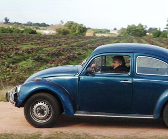 مفاجأة مدهشة.. مواطن يكتشف ان من اوصله في سياراته هو رئيس بلاده!! صورة رقم 11