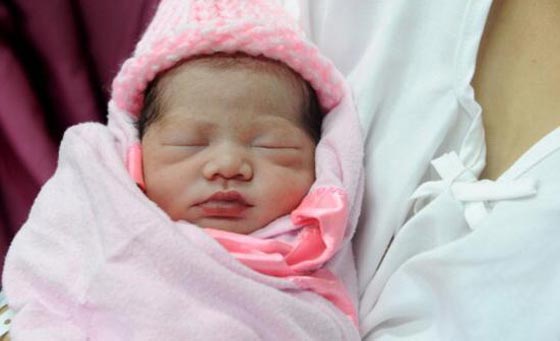 صعق زوجته بالكهرباء حتى الموت لانها انجبت مولودة انثى صورة رقم 1