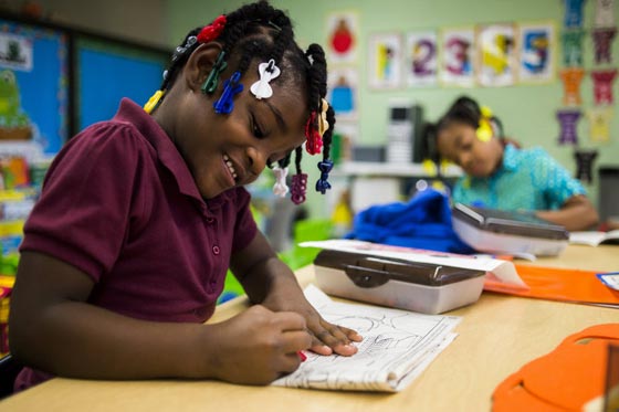 رموز عبادة الشيطان توزع على طلاب للتمييز بين المسلم والملحد صورة رقم 4