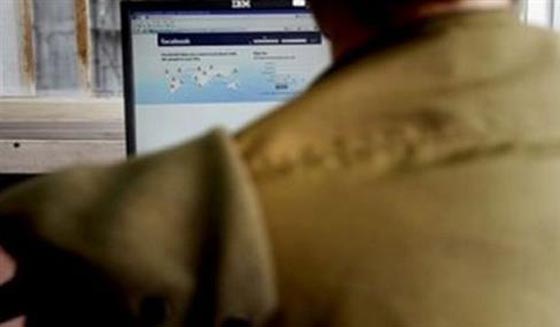 مجهولون حاولوا استدراج جنود اسرائيليين عبر فيسبوك بعد اغوائهم بشكل فاحش صورة رقم 2