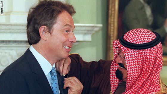 حياة الملك عبدالله الأكثر شعبية والقريب الى الناس في 40 صورة صورة رقم 1