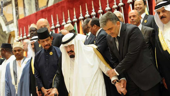 حياة الملك عبدالله الأكثر شعبية والقريب الى الناس في 40 صورة صورة رقم 22