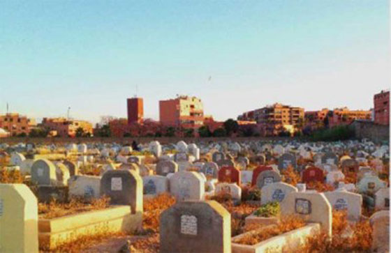 امرأة مصرية تعود الى الحياة اثناء صلاة الجنازة عليها صورة رقم 1