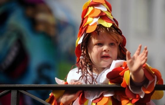  المانيا تمنع تكريم ضحايا شارلي ايبدو في كرنفال كولونيا صورة رقم 5