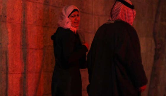 بالصور.. زوجة الطيار الأردني الأسير لدى داعش لا تتوقف عن البكاء صورة رقم 6