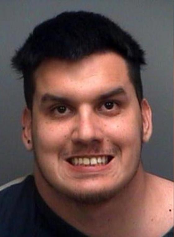  امريكي يقتل امه ويقطع رأسها ليلة رأس السنة صورة رقم 1