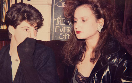 امتنعت عن الابتسامة مدة 40 عاما خوفا منذ ظهور التجاعيد صورة رقم 2