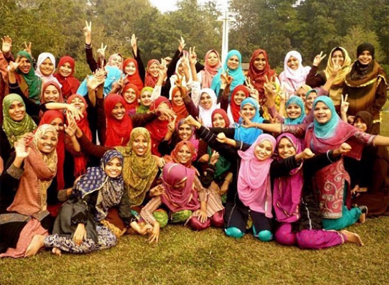 يوم الحجاب العالمي.. التواضع جزء من ديننا والتمييز بسببه مرفوض صورة رقم 10