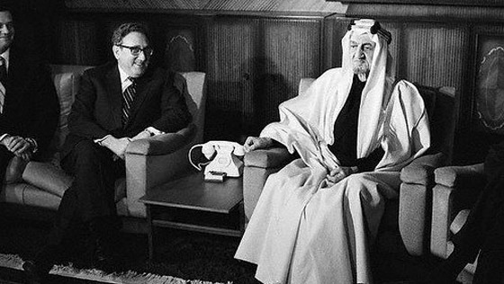الملك فيصل صفع وزير الخارجية الأمريكي وقال مقولته الشهيرة صورة رقم 1