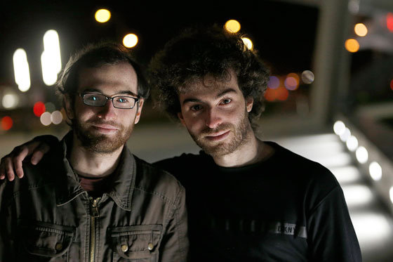 اشعة الشمس تشوش حياة توأمين فرنسيين صورة رقم 8