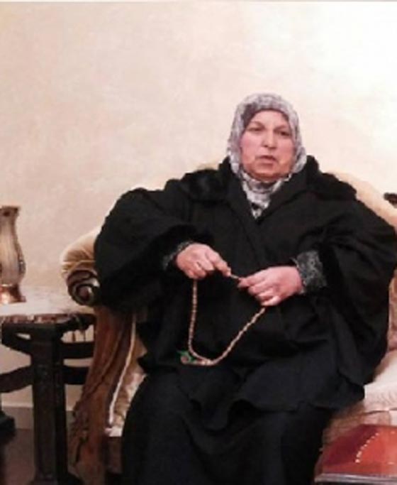 هل توفت والدة الكساسبة حزنا على ابنها بعد احراق داعش له حيا؟ صورة رقم 5