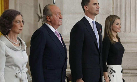 بالصور.. العائلات المالكة وولاة العهد من حول العالم صورة رقم 31