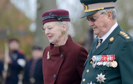 بالصور.. العائلات المالكة وولاة العهد من حول العالم صورة رقم 10