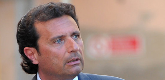 روما: جُبن الربان وهروبه اثناء غرق سفينته يدخله السجن 16 عاما صورة رقم 9 روما: جُبن الربان وهروبه اثناء غرق سفينته يدخله السجن 16 عاما صورة رقم 9