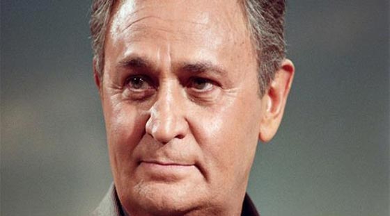 طائرة الرئيس بوتفليقة تنقل جثمان ممثل جزائري لدفنه فيها صورة رقم 1 طائرة الرئيس بوتفليقة تنقل جثمان ممثل جزائري لدفنه فيها صورة رقم 1