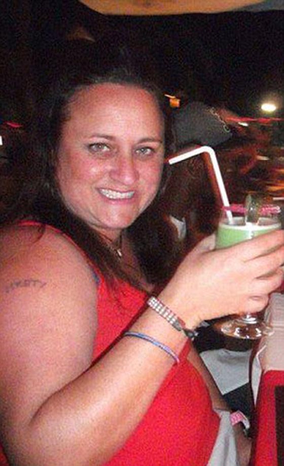 صور.. راقصة بريطانية تعتنق الاسلام والأصدقاء يصفونها بالارهابية صورة رقم 7