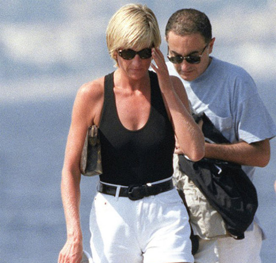 تهمة الاغتصاب تلاحق الملياردير المصري محمد الفايد مجددا صورة رقم 7