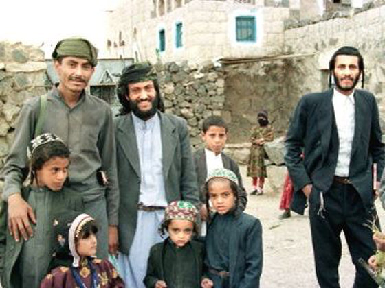 الجالية اليهودية في اليمن تغادر الى اسرائيل خوفا من سيطرة الحوثيين صورة رقم 1