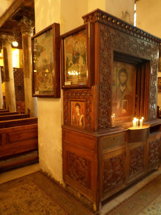 صور كنيسة أبو سرجة في مصر، تجمع الطراز القبطي بالفن الإسلامي  صورة رقم 1