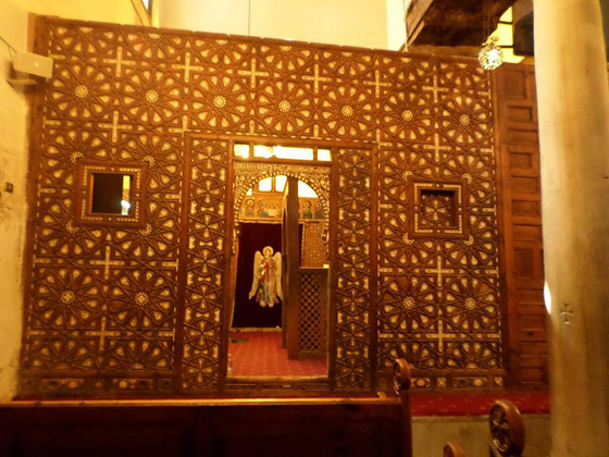 صور كنيسة أبو سرجة في مصر، تجمع الطراز القبطي بالفن الإسلامي  صورة رقم 9