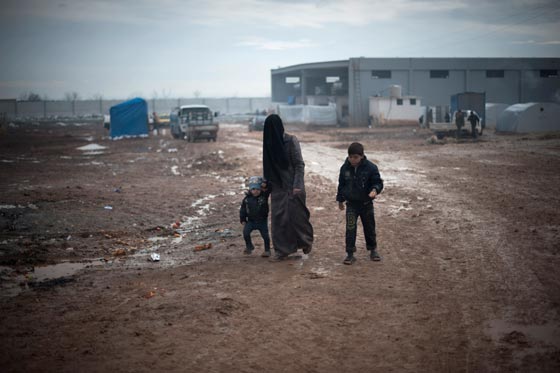 العاصفة جنى تصل ذروتها وتكسو شرق المتوسط بالأبيض صورة رقم 10