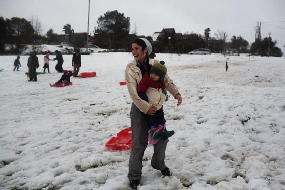 جنى.. عاصفة ثلجية تجتاح الشرق الاوسط وتذكر بالكسا صورة رقم 20 جنى.. عاصفة ثلجية تجتاح الشرق الاوسط وتذكر بالكسا صورة رقم 20