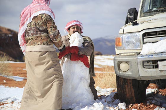 جنى.. عاصفة ثلجية تجتاح الشرق الاوسط وتذكر بالكسا صورة رقم 25 جنى.. عاصفة ثلجية تجتاح الشرق الاوسط وتذكر بالكسا صورة رقم 25