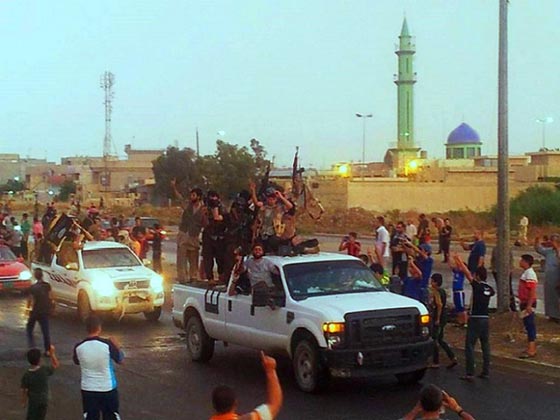 تمرد ومقاومة وانشقاقات ومندسون وهزائم في الدولة الداعشية صورة رقم 4