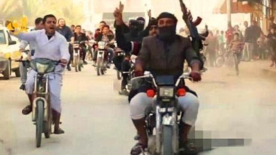 تمرد ومقاومة وانشقاقات ومندسون وهزائم في الدولة الداعشية صورة رقم 1