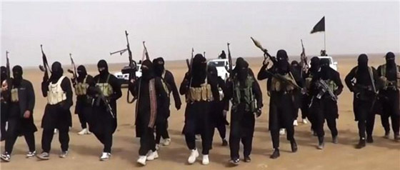 خلاف على تنفيذ عقوبة قطع اصابع المدخنين يؤدي لمقتل 12 داعشيا!! صورة رقم 1